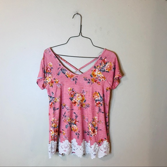 NWT Pink Floral Lace Trimmed Top - Picture 1 of 8